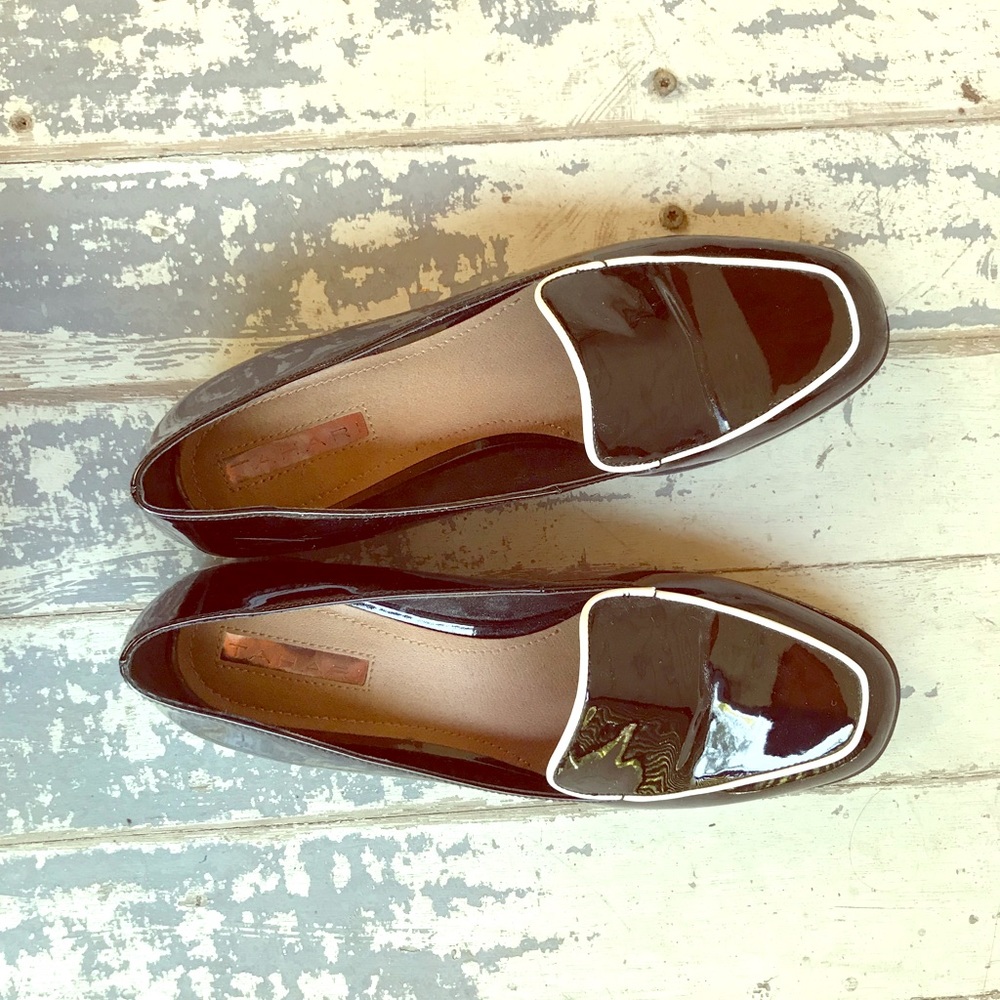 Tahari 7.5 Townies! Like new!
